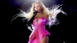 BEYONCE-RENAISSANCE-TOUR-LOOK-ABITI-GUCCI-1200x675